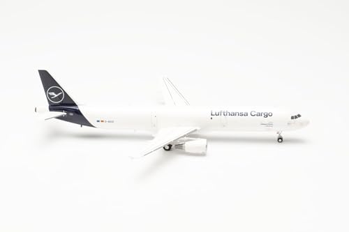 herpa Modellflugzeug Lufthansa Cargo Airbus A321P2F – D-AEUC Hello Europe, Miniatur im Maßstab 1:200, Sammlerstück, Modell mit Standfuß, Kunststoff