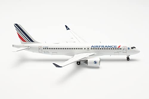 Herpa Modellflugzeug Airbus A220-300 Air France - Saint-Tropez” Maßstab 1:200 - Modellbau Flugzeug, Flugzeugmodell für Sammler, Miniatur Deko, Flieger ohne Standfuß aus Metall