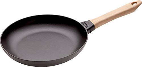 STAUB Gusseisen Pfanne mit Holzgriff, 26 cm, Induktionsgeeignet, Schwarz