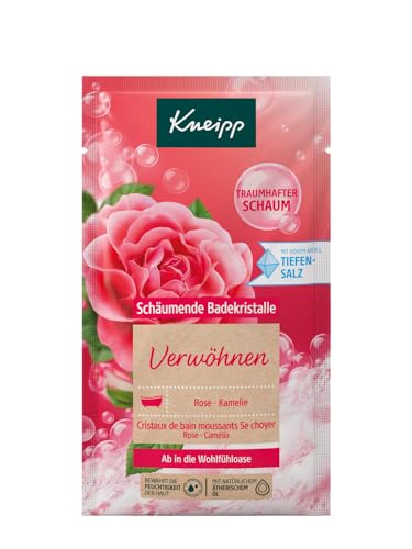 Kneipp Badekristalle Verwöhnen, Badesalz mit Tiefensalz und der Kombination aus natürlichem ätherischen Öl der Damaszener Rose und pflegendem Kamelienöl, langanhaltender Traumschaum, 80g