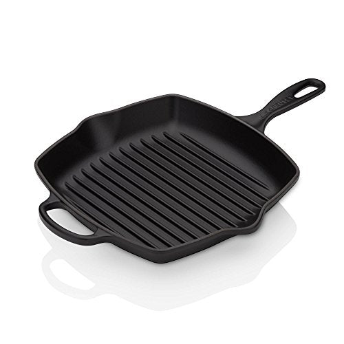 Le Creuset Signature Gusseisen-Grillpfanne, Quadratisch, 26 cm, Für alle Herdarten inkl. Induktion geeignet, 2,86 kg, Schwarz Matt, 20183260000422 im Sale