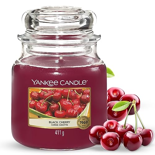 Yankee Candle Duftkerze im Glas (mittelgroß) | Black Cherry | Brenndauer bis zu 75 Stunden