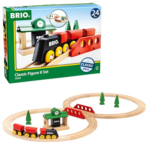 BRIO 33028 - Bahn Acht Set Classic Line - Zwei Schienenkreise mit Frachtzug, Holzbahnhof und Holzbrücke - Geeignet für Kinder ab 2 Jahren im Sale