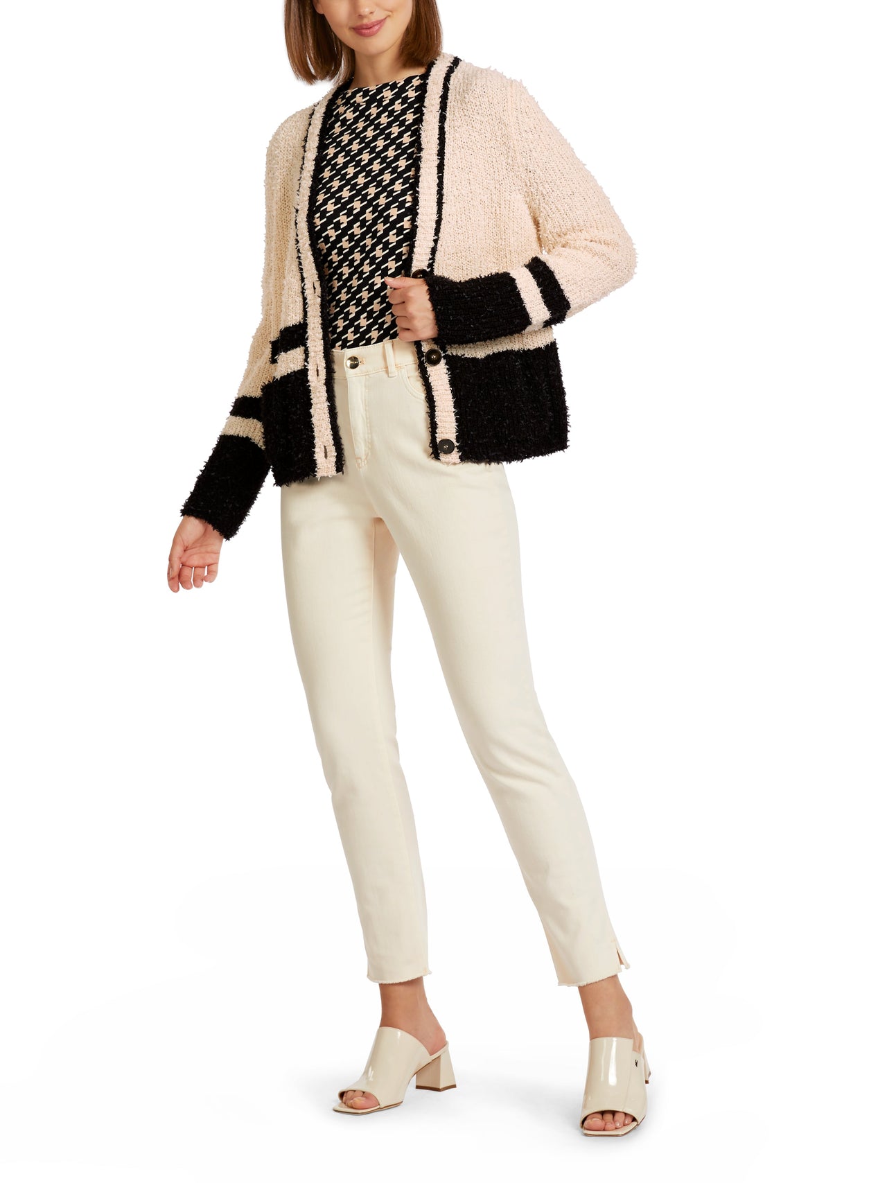 Marc Cain Cardigan mit Fransen Knitted in Germany im Sale