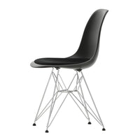 Thumbnail for Vitra - Eames Plastic Side Chair DSR mit Sitzpolster, verchromt / tiefschwarz (Filzgleiter basic dark) im Sale